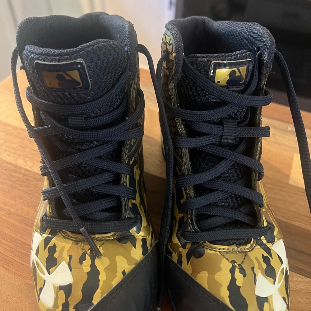 Under Armour Kids Black and Gold Camouflage Sneakers